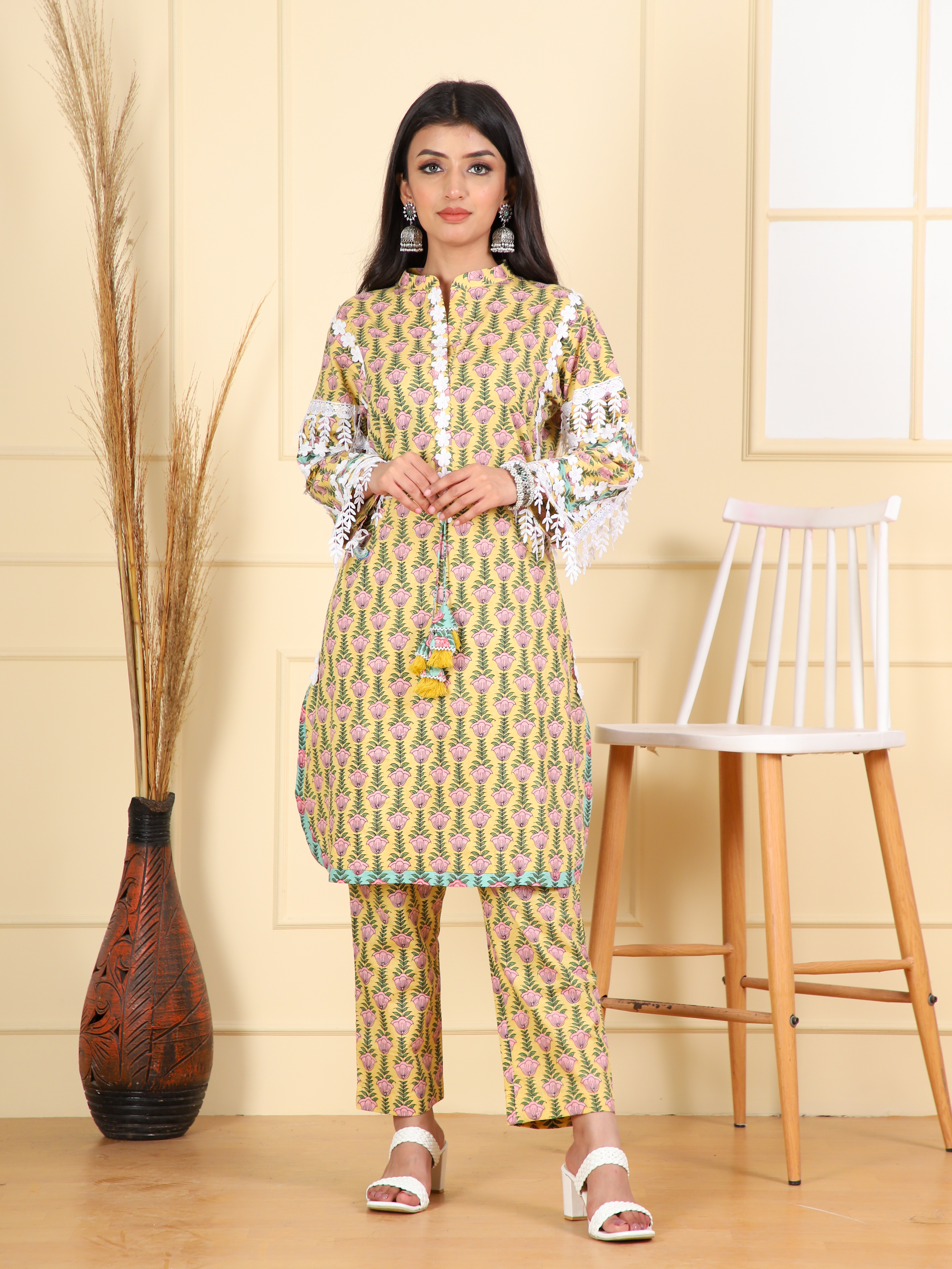 Cotton Printed Kurta with Border Detailing