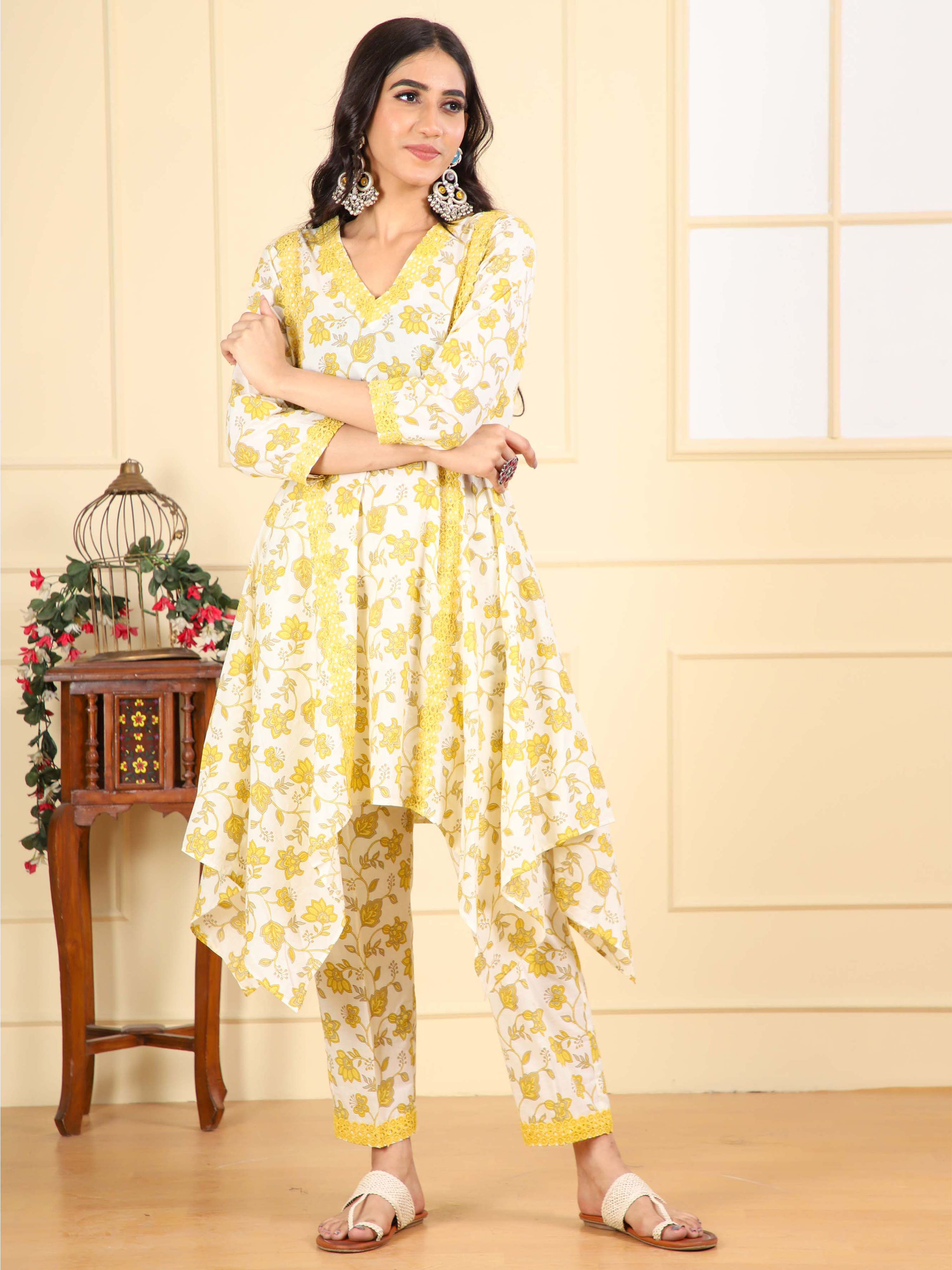 Cotton Printed Kurta with Symmetric Cut and Straight Pants