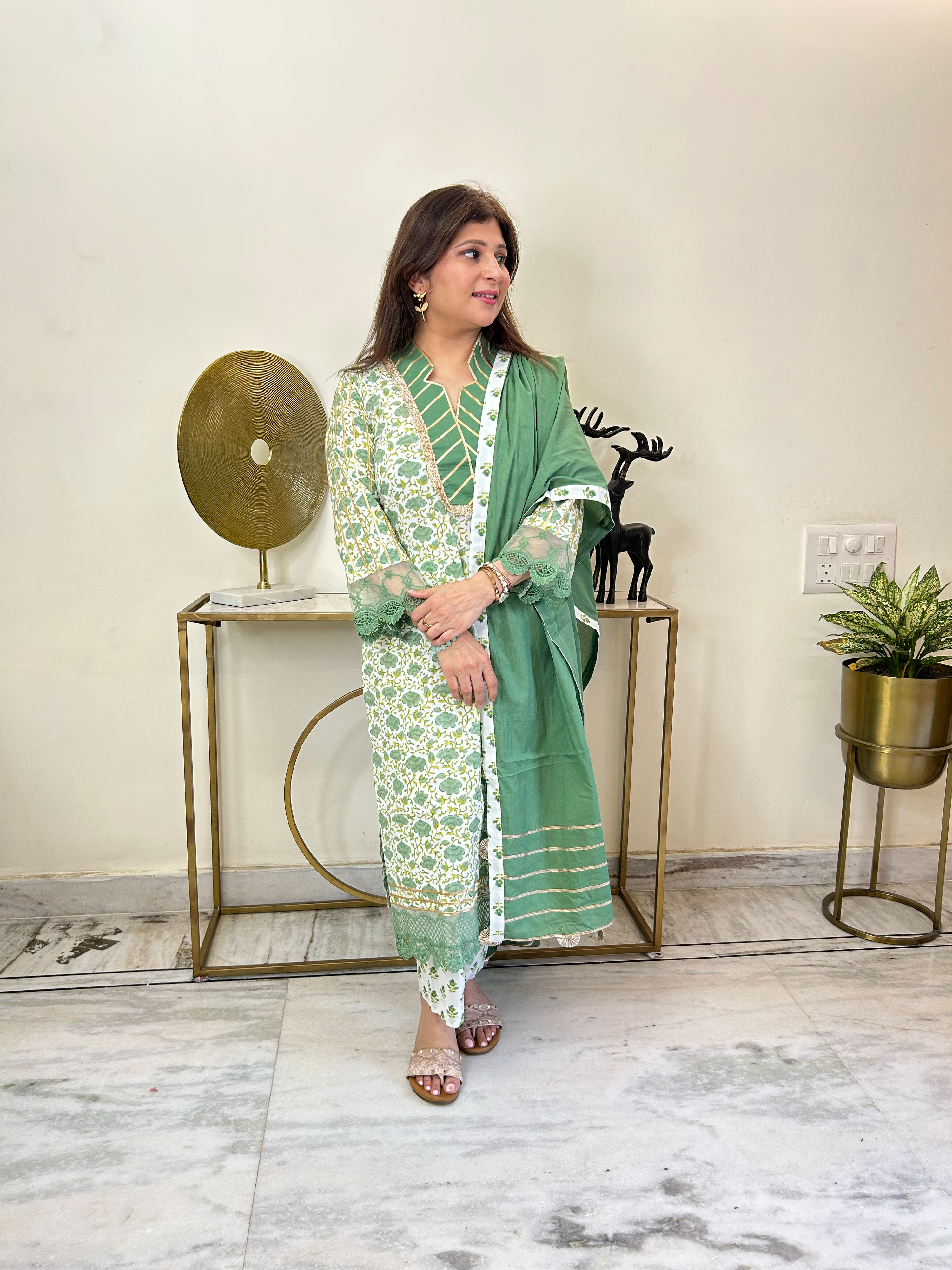 Cotton printed Kurta set with gotta pati Design