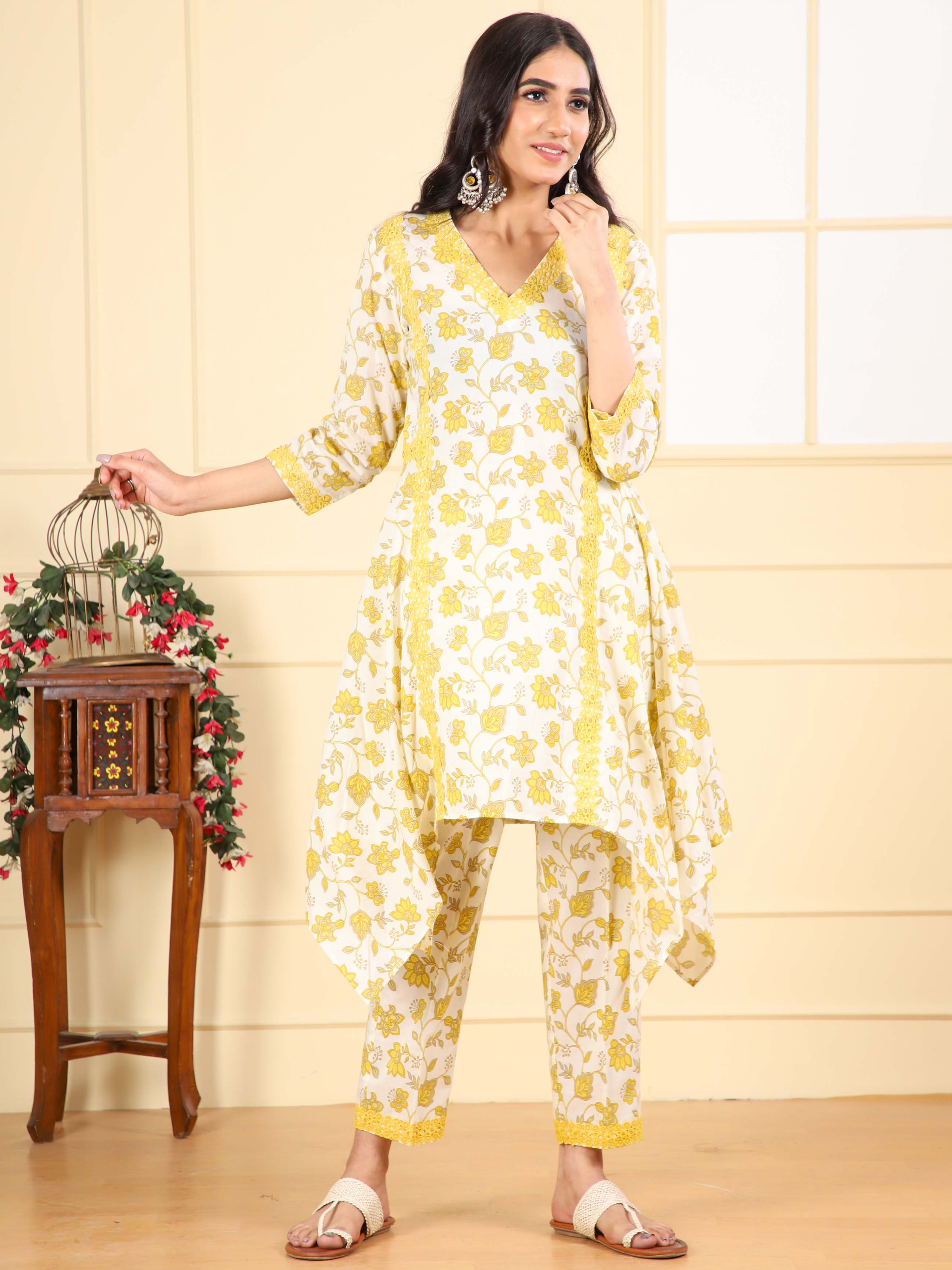 Cotton Printed Kurta with Symmetric Cut and Straight Pants