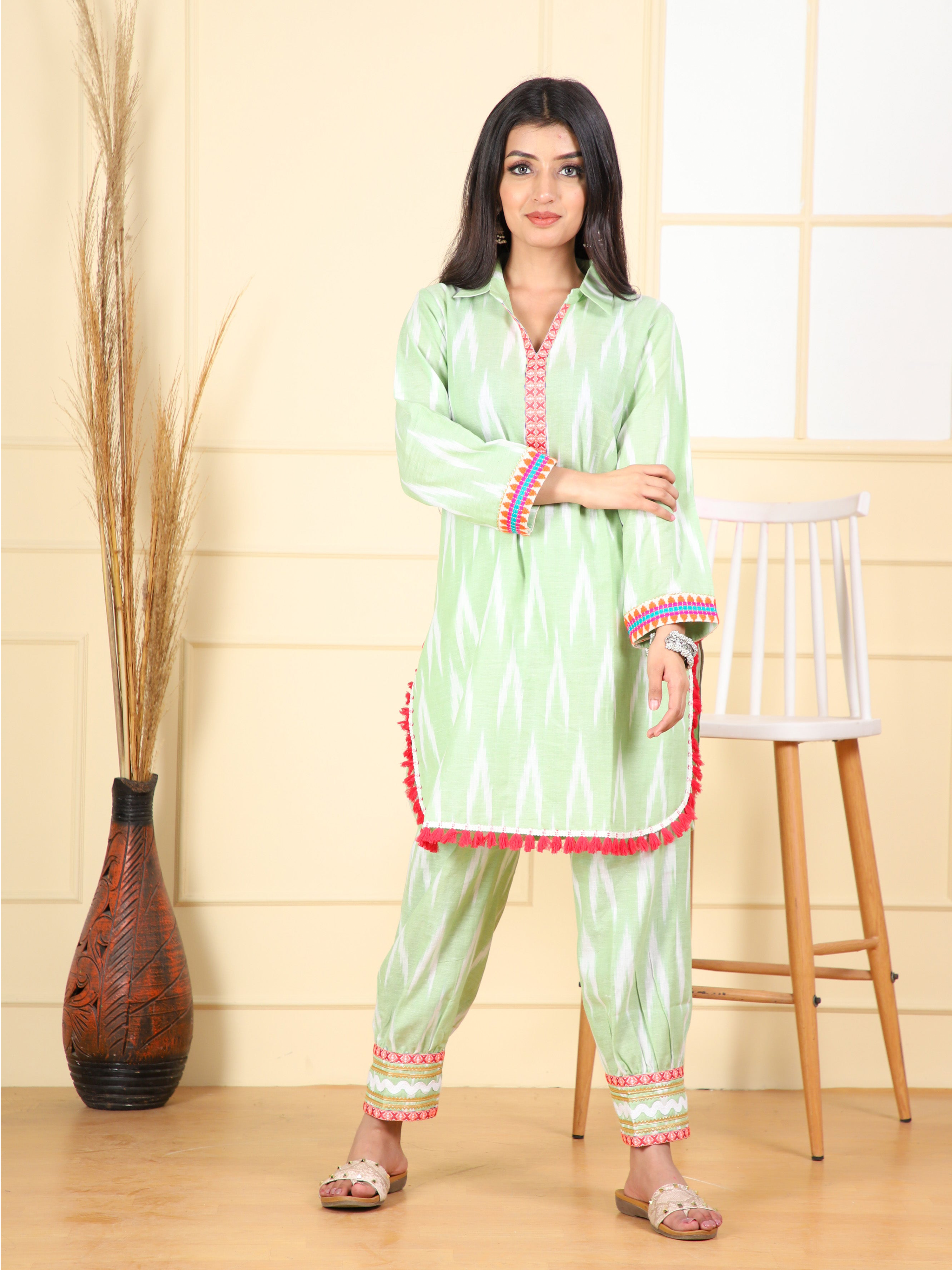 Cotton Printed Kurta Set With Ikkat Design