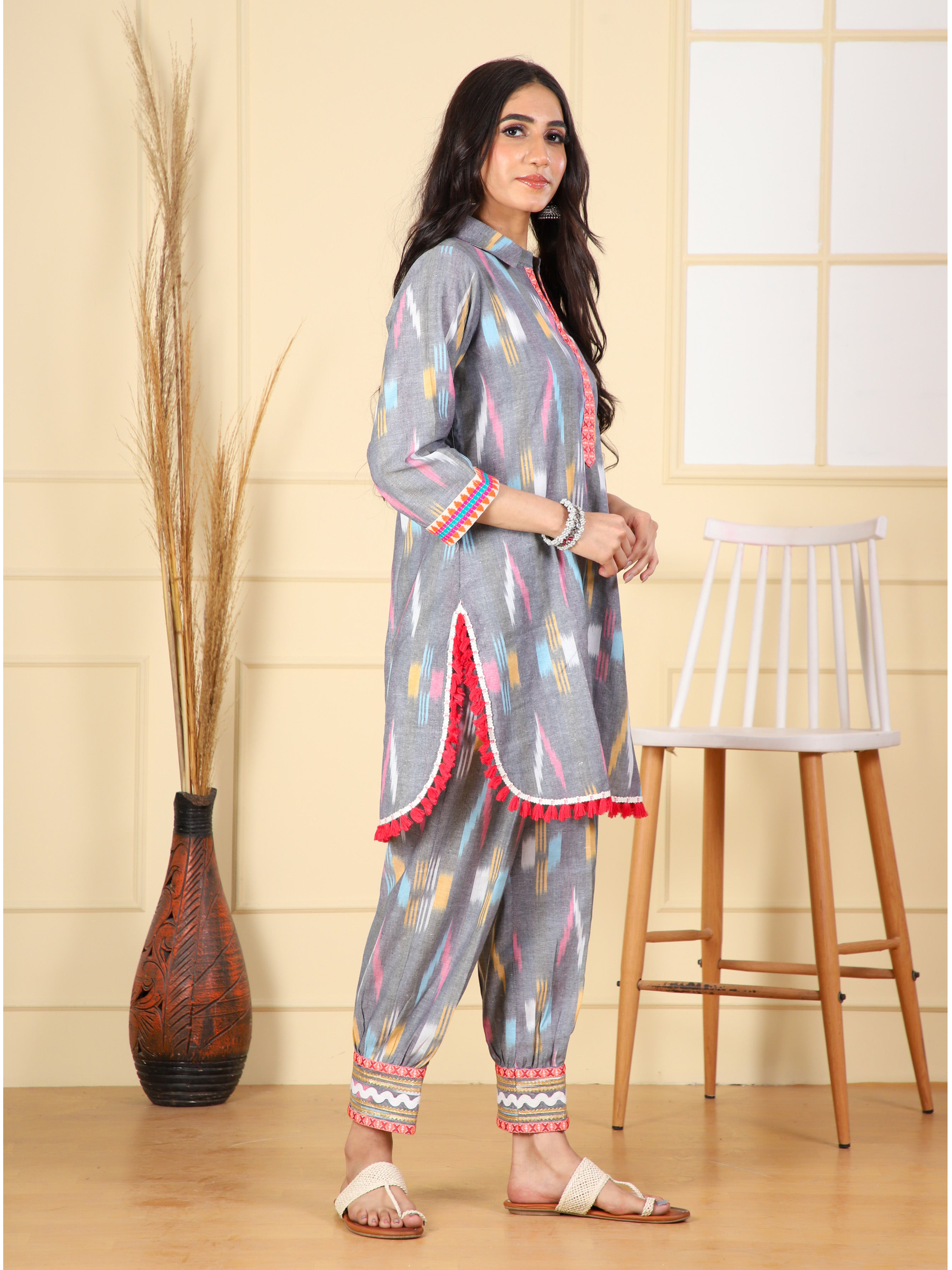 Cotton Printed Kurta Set With Ikkat Design