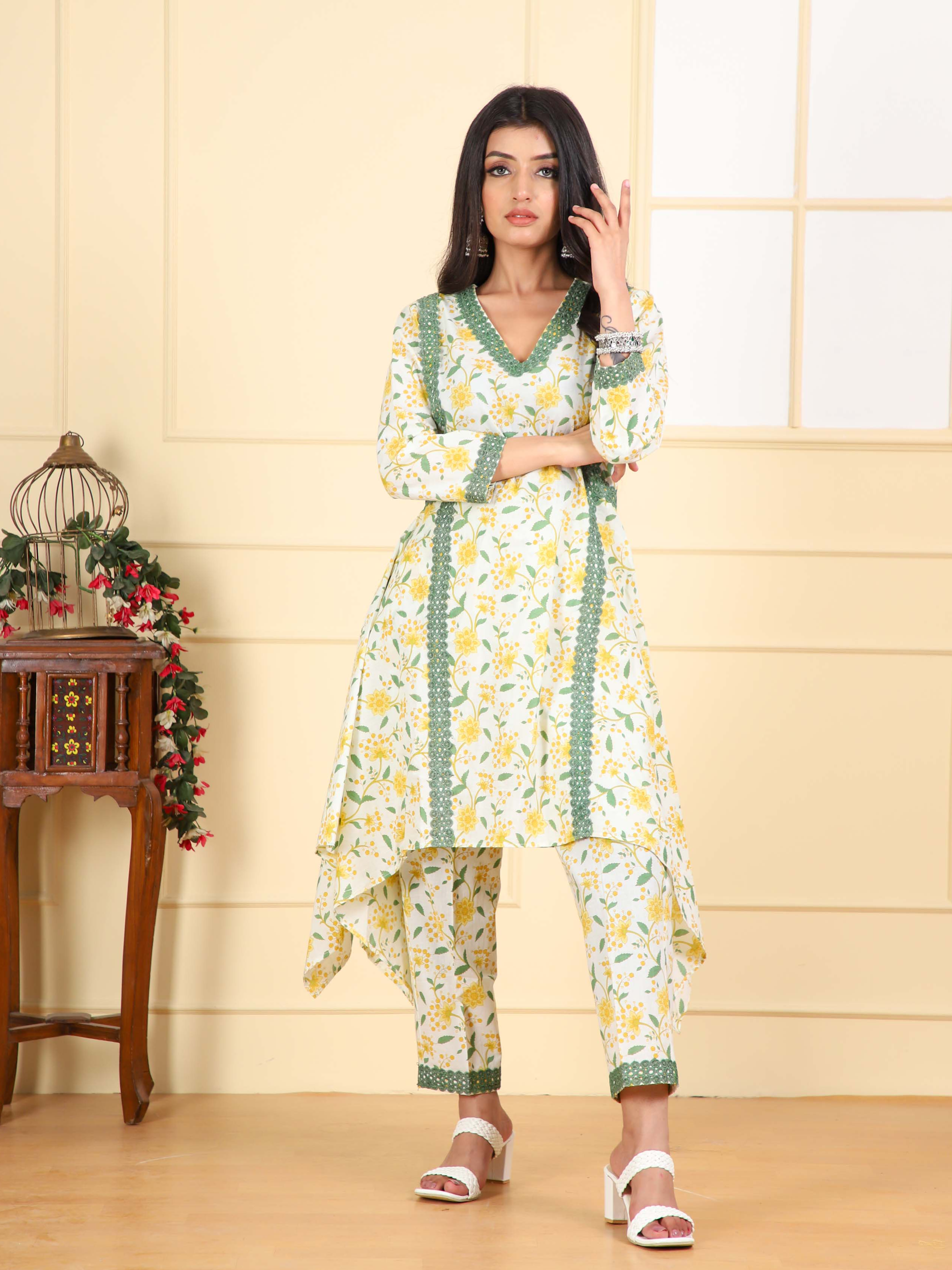 Cotton Printed Kurta with Symmetric Cut and Straight Pants