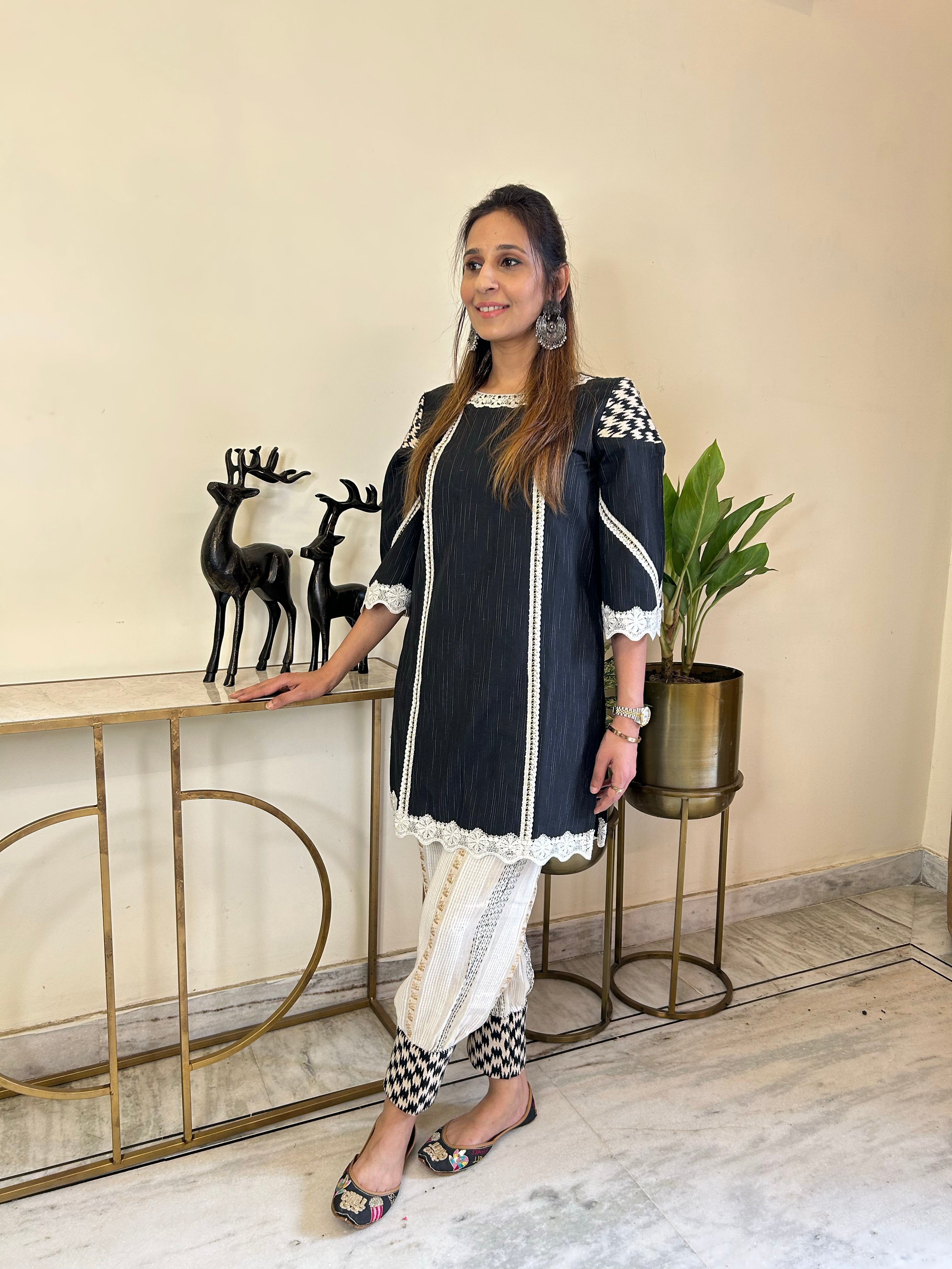 Black and White Short Kurta