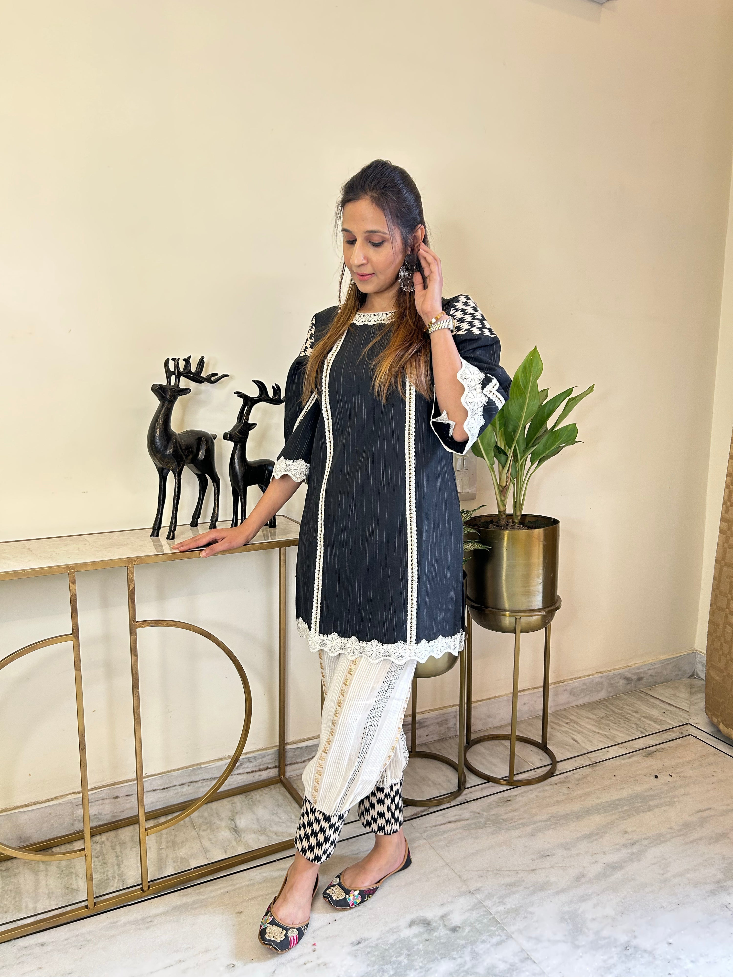 Black and White Short Kurta